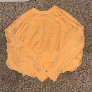 Fabletics Peach Women's Cropped Crewneck